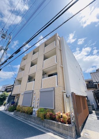 龍谷大学から徒歩約3分!龍谷大学の学生さんには特にオススメです!