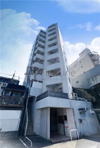 中京区の駅前賃貸!最寄りの丸太町駅に歩いてすぐの立地です!広めの室内がポイントですね!